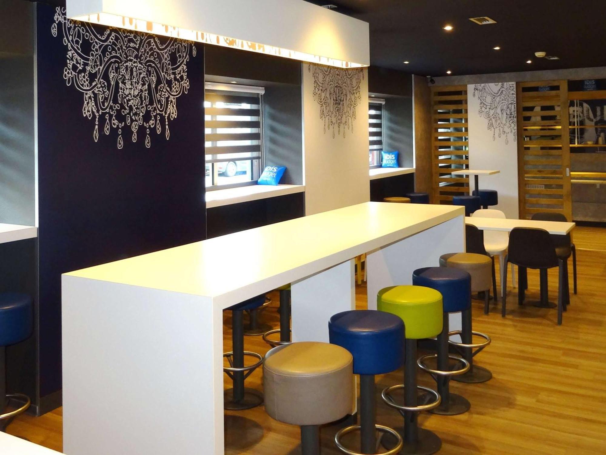 Ibis Budget Caen Centre Gare Exterior photo